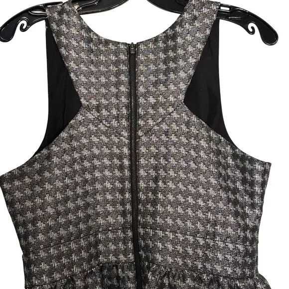 Isani For Target Black & Silver Feminine Retro Style Houndstooth Sleeveless - Picture 7 of 15